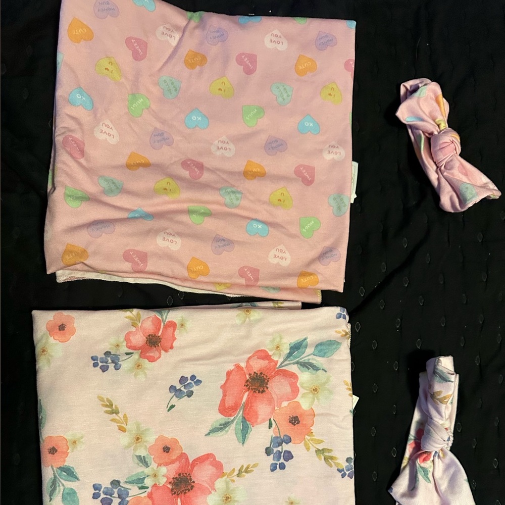 Floral and Heart Print Baby Blanket Set